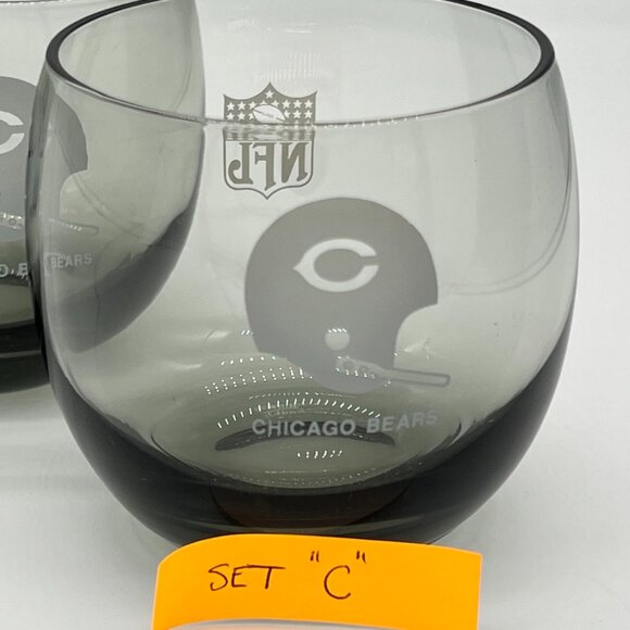 Vintage NFL Chicago Bears Bar Cocktail Smoked Rocks Glasses (set of 4) - lot C - Picture 5 of 8